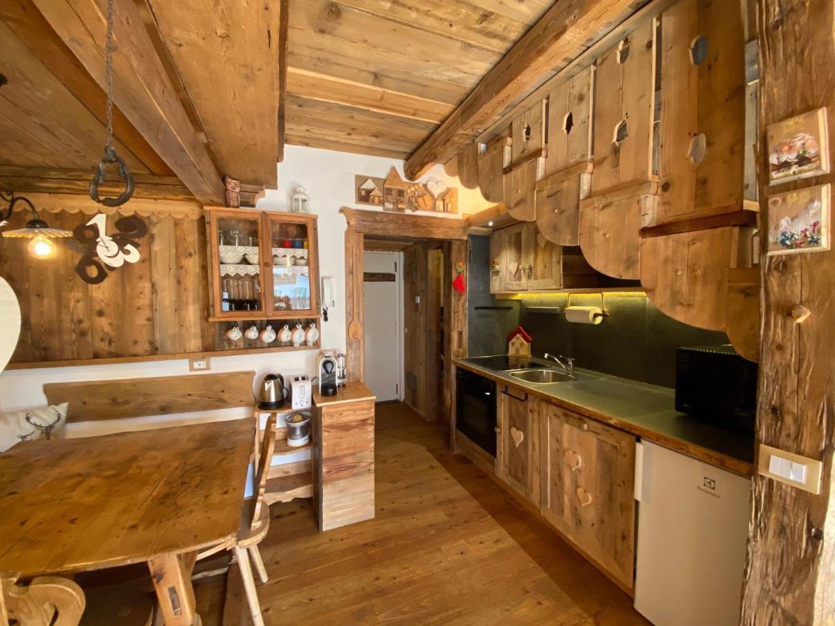 Calore Di Una Casa Di Montagna Кампитело ди Фаса Екстериор снимка