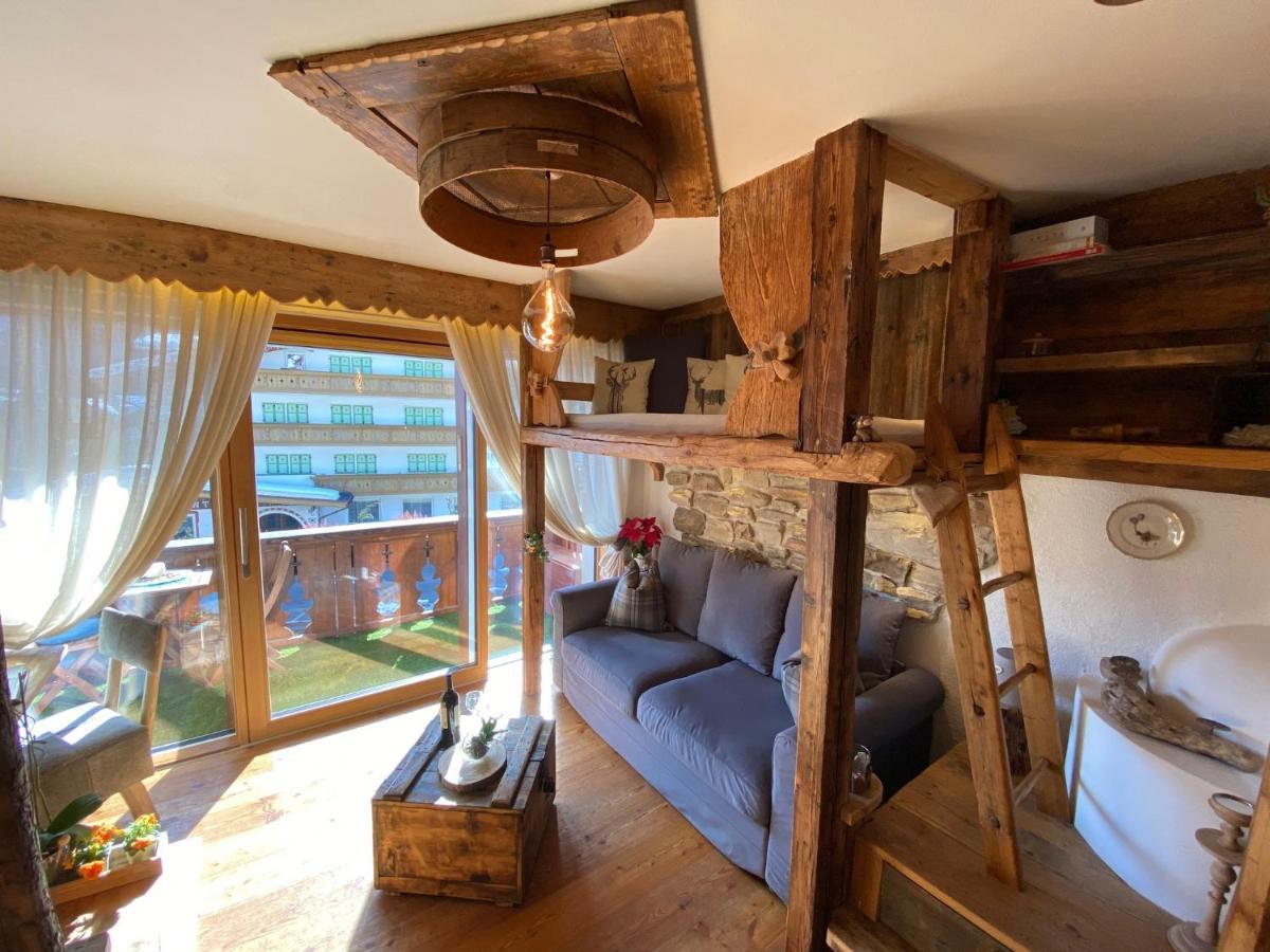 Calore Di Una Casa Di Montagna Кампитело ди Фаса Екстериор снимка
