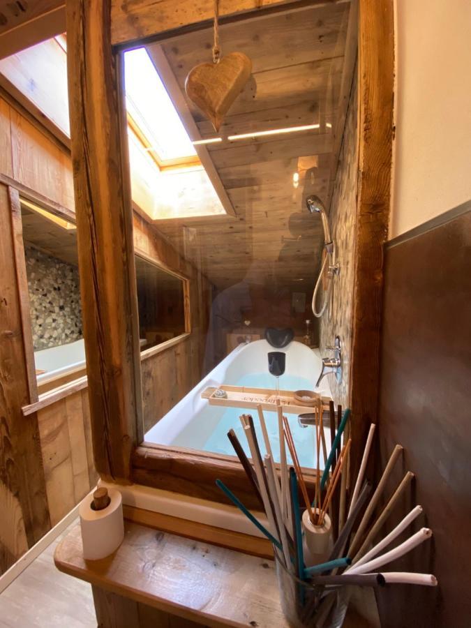 Calore Di Una Casa Di Montagna Кампитело ди Фаса Екстериор снимка